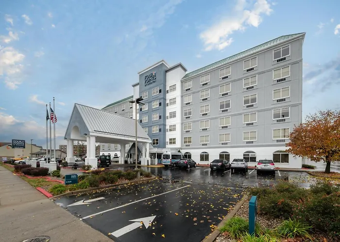 Four Points By Sheraton Louisville Airport